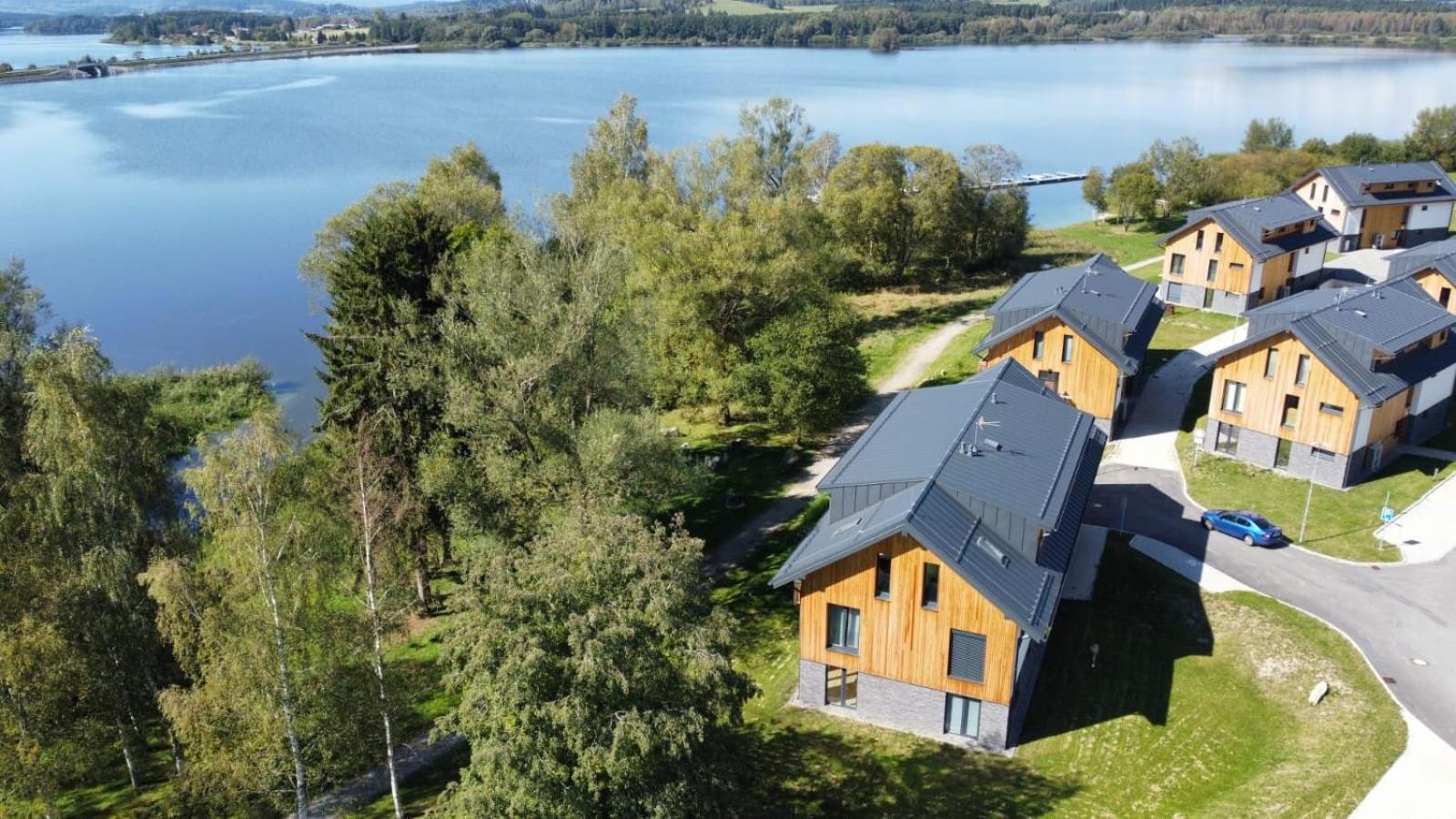 Apartman Na Brehu Lipna Černá v Pošumaví Exterior foto